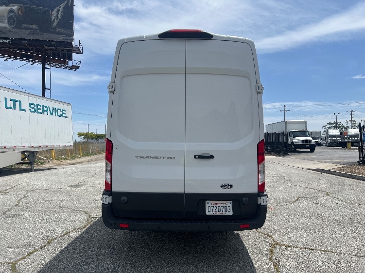 Used 2020 Ford Transit 250 - photo 8