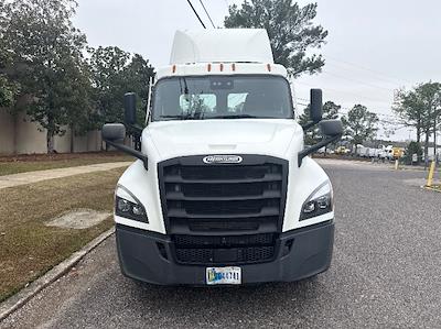 Used 2021 Freightliner Cascadia Detroit DD13 Semi Truck for sale #382475 - photo 2