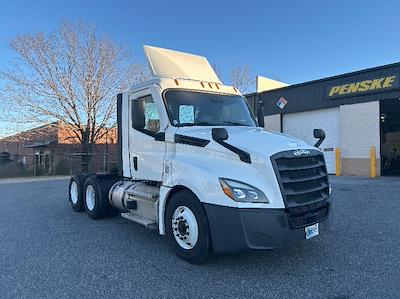 Used 2021 Freightliner Cascadia Detroit DD13 Semi Truck for sale #382774 - photo 1