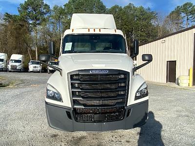 Used 2021 Freightliner Cascadia - photo 1
