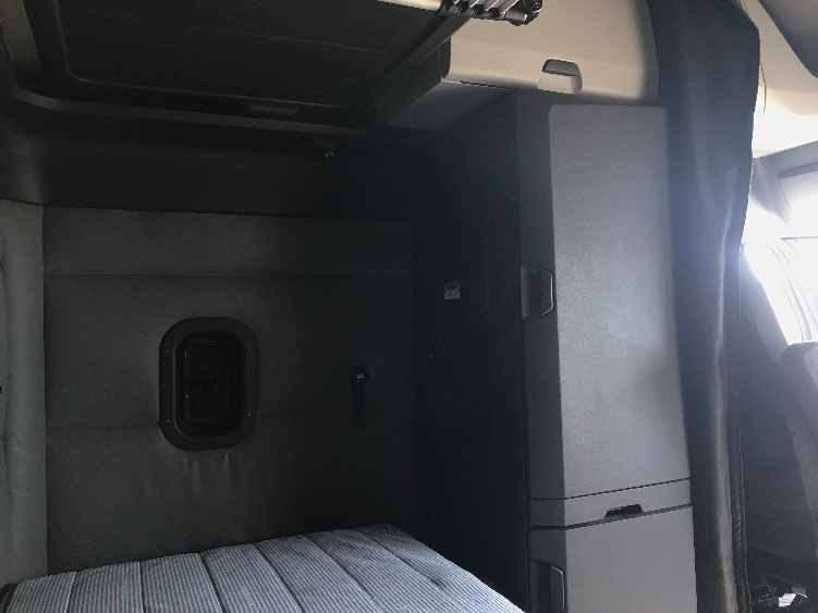 Used 2021 Freightliner Cascadia - photo 20