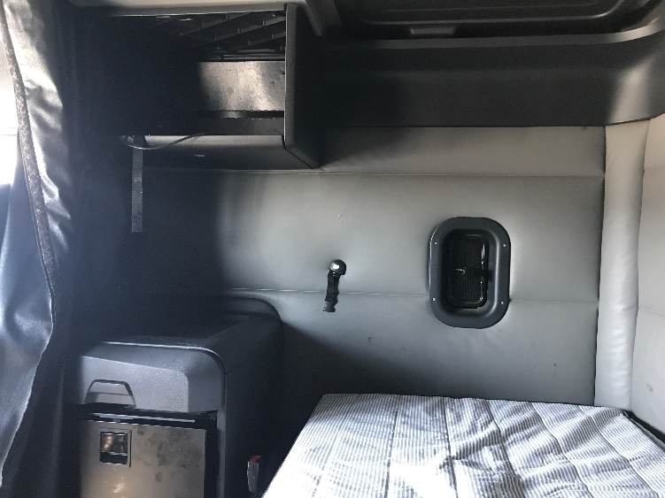 Used 2021 Freightliner Cascadia - photo 21