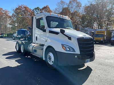Used 2021 Freightliner Cascadia Detroit DD13 Semi Truck for sale #383889 - photo 1