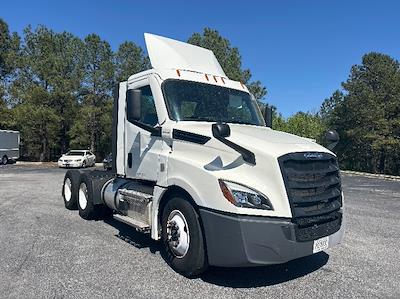 Used 2021 Freightliner Cascadia - photo 1