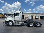 Used 2021 Freightliner Cascadia Detroit DD13 Semi Truck for sale #384125 - photo 4