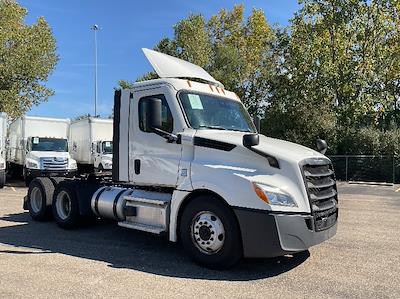 Used 2021 Freightliner Cascadia Detroit DD15AT Semi Truck for sale #384305 - photo 1