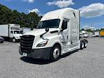 Used 2022 Freightliner Cascadia Detroit DD15AT Semi Truck with Sleeper Cab for sale #384936 - photo 3