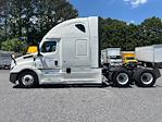 Used 2022 Freightliner Cascadia Detroit DD15AT Semi Truck with Sleeper Cab for sale #384936 - photo 4
