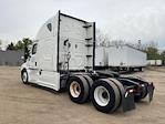 Used 2022 Freightliner Cascadia Detroit DD15AT Semi Truck with Sleeper Cab for sale #384942 - photo 5
