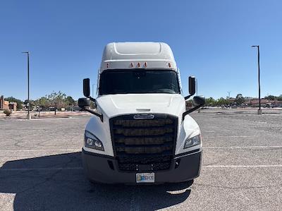 Used 2022 Freightliner Cascadia Detroit DD15AT Semi Truck with Sleeper Cab for sale #384968 - photo 2