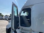 Used 2022 Freightliner Cascadia Detroit DD15AT Semi Truck with Sleeper Cab for sale #384986 - photo 9