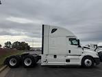 Used 2022 Freightliner Cascadia Detroit DD15AT Semi Truck with Sleeper Cab for sale #385003 - photo 8