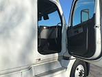 Used 2022 Freightliner Cascadia Detroit DD15AT Semi Truck with Sleeper Cab for sale #385015 - photo 13