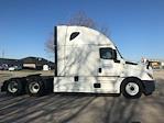 Used 2022 Freightliner Cascadia Detroit DD15AT Semi Truck with Sleeper Cab for sale #385015 - photo 8