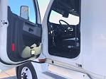 Used 2022 Freightliner Cascadia Detroit DD15AT Semi Truck with Sleeper Cab for sale #385015 - photo 9