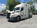 Used 2022 Freightliner Cascadia Detroit DD15AT Semi Truck with Sleeper Cab for sale #385019 - photo 3