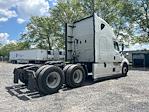 Used 2022 Freightliner Cascadia Detroit DD15AT Semi Truck with Sleeper Cab for sale #385019 - photo 7