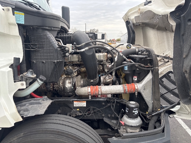 Used 2022 Freightliner Cascadia - photo 22