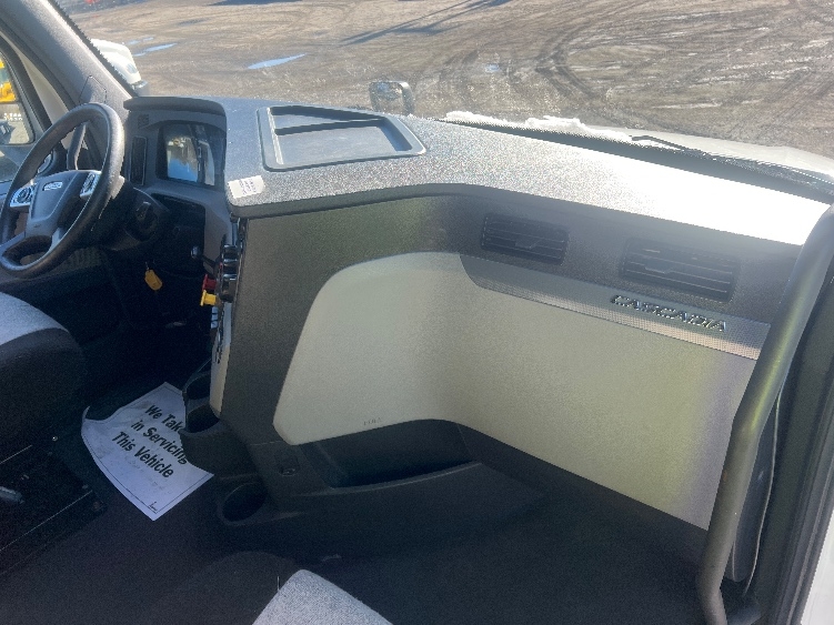 Used 2022 Freightliner Cascadia - photo 16