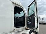 Used 2022 Freightliner Cascadia Detroit DD15AT Semi Truck with Sleeper Cab for sale #385082 - photo 13