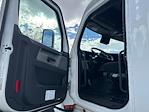 Used 2022 Freightliner Cascadia Detroit DD15AT Semi Truck with Sleeper Cab for sale #385085 - photo 9