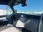 Used 2022 Freightliner Cascadia Detroit DD15AT Semi Truck with Sleeper Cab for sale #385090 - photo 14