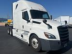 Used 2022 Freightliner Cascadia Detroit DD15AT Semi Truck with Sleeper Cab for sale #385090 - photo 3