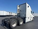 Used 2022 Freightliner Cascadia Detroit DD15AT Semi Truck with Sleeper Cab for sale #385090 - photo 5