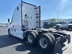 Used 2022 Freightliner Cascadia Detroit DD15AT Semi Truck with Sleeper Cab for sale #385090 - photo 7