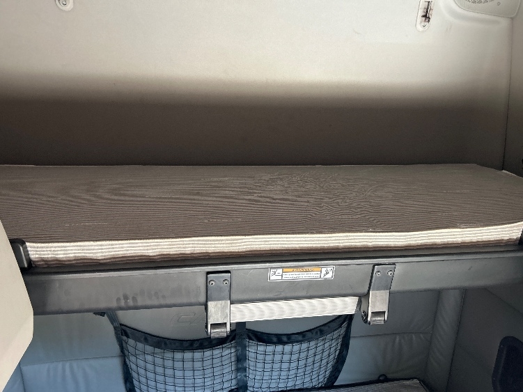 Used 2022 Freightliner Cascadia - photo 24