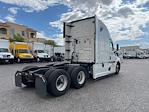 Used 2022 Freightliner Cascadia Detroit DD15AT Semi Truck with Sleeper Cab for sale #385120 - photo 7