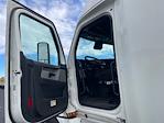 Used 2022 Freightliner Cascadia Detroit DD15AT Semi Truck with Sleeper Cab for sale #385123 - photo 9