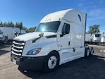 Used 2022 Freightliner Cascadia Detroit DD15AT Semi Truck with Sleeper Cab for sale #385130 - photo 3
