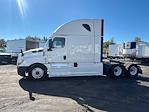 Used 2022 Freightliner Cascadia Detroit DD15AT Semi Truck with Sleeper Cab for sale #385130 - photo 4