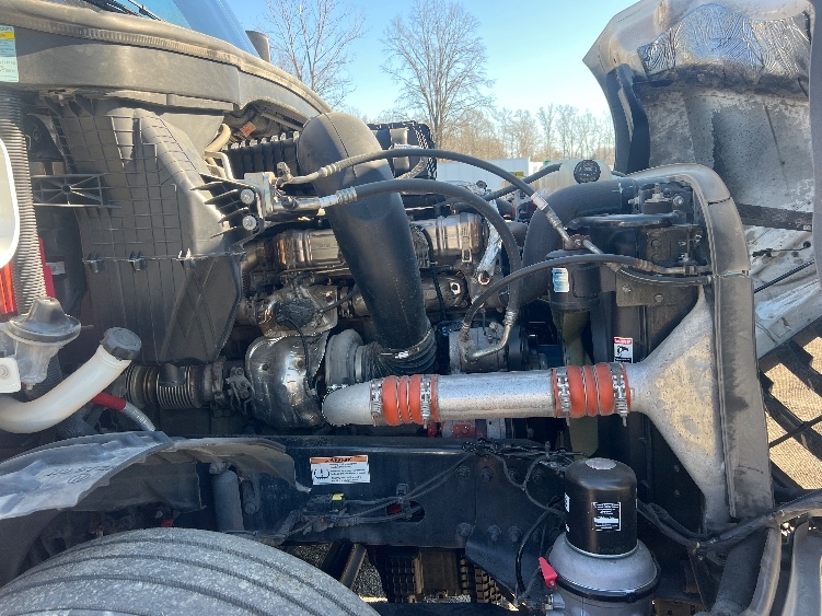 Used 2022 Freightliner Cascadia - photo 22