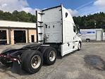 Used 2022 Freightliner Cascadia Detroit DD15AT Semi Truck with Sleeper Cab for sale #385258 - photo 7
