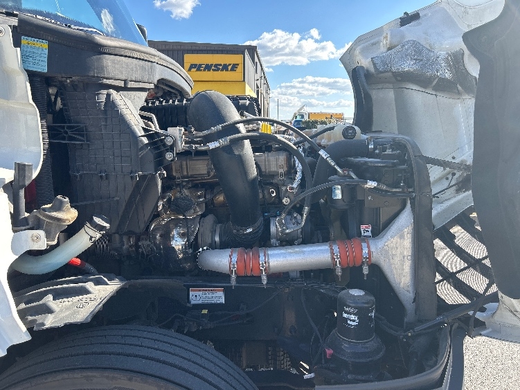 Used 2022 Freightliner Cascadia - photo 22