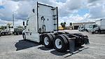Used 2022 Freightliner Cascadia Detroit DD15AT Semi Truck with Sleeper Cab for sale #385278 - photo 5