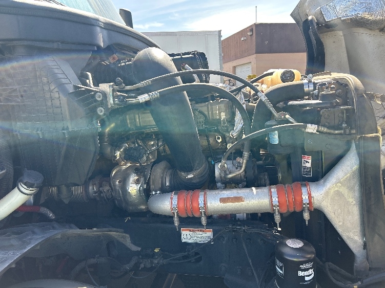 Used 2022 Freightliner Cascadia - photo 22