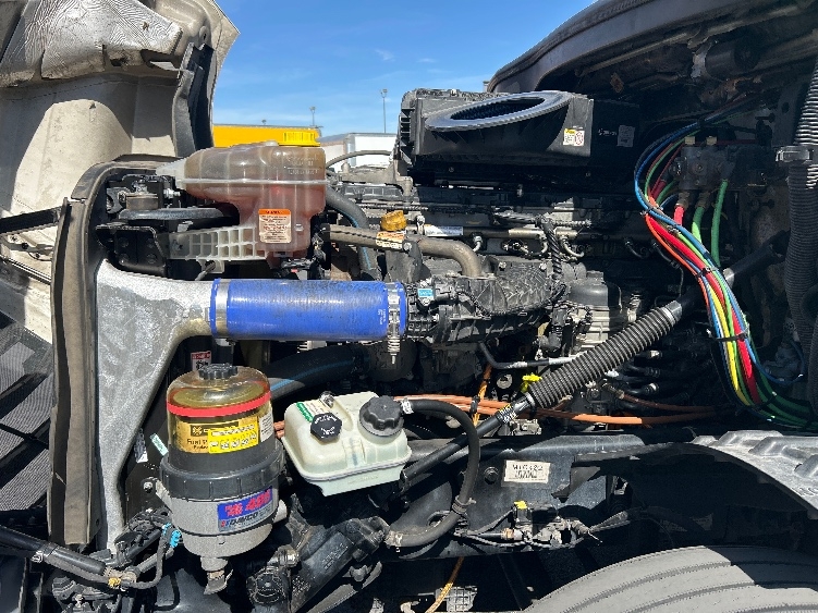 Used 2022 Freightliner Cascadia - photo 23
