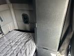 Used 2022 Freightliner Cascadia Detroit DD15AT Semi Truck with Sleeper Cab for sale #385299 - photo 18