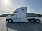 Used 2022 Freightliner Cascadia Detroit DD15AT Semi Truck with Sleeper Cab for sale #385299 - photo 4