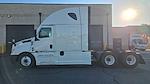 Used 2022 Freightliner Cascadia Detroit DD15AT Semi Truck with Sleeper Cab for sale #385305 - photo 4