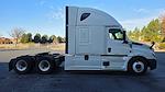 Used 2022 Freightliner Cascadia Detroit DD15AT Semi Truck with Sleeper Cab for sale #385305 - photo 8