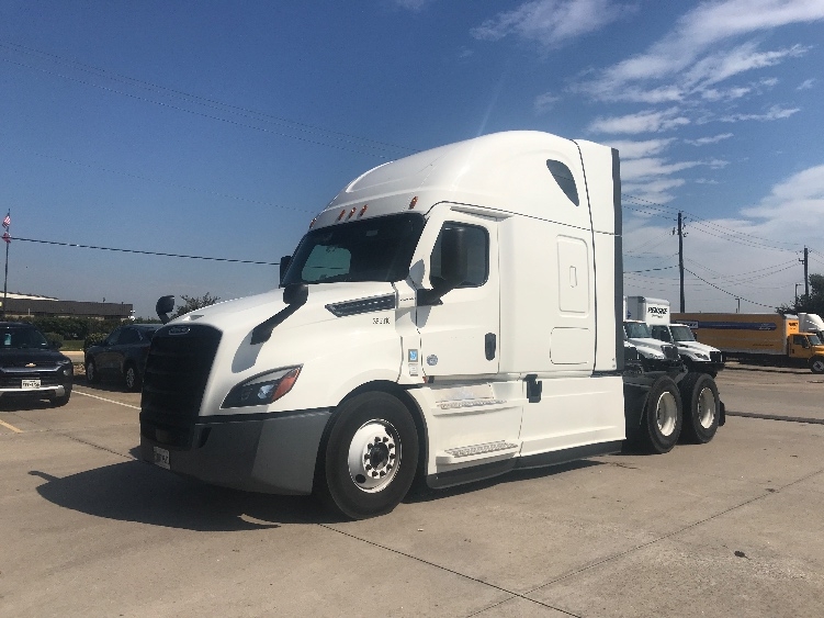 Used 2022 Freightliner Cascadia - photo 5