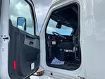 Used 2022 Freightliner Cascadia Detroit DD15AT Semi Truck with Sleeper Cab for sale #385311 - photo 9