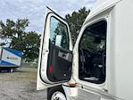 Used 2022 Freightliner Cascadia Detroit DD15AT Semi Truck with Sleeper Cab for sale #385316 - photo 9