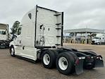 Used 2022 Freightliner Cascadia Detroit DD15AT Semi Truck with Sleeper Cab for sale #385325 - photo 5