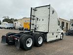 Used 2022 Freightliner Cascadia Detroit DD15AT Semi Truck with Sleeper Cab for sale #385325 - photo 7