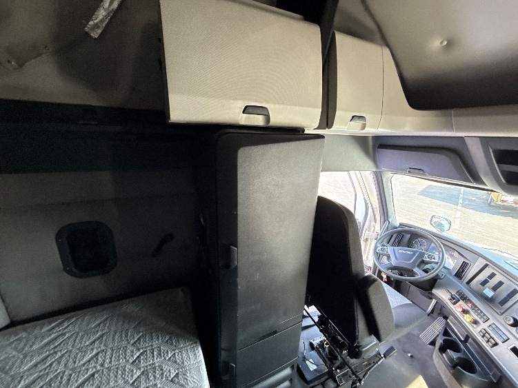 Used 2022 Freightliner Cascadia - photo 20